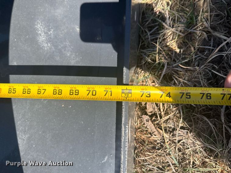 image for item DO0664 2023 Wolverine GB-11-72W skid steer grapple bucket