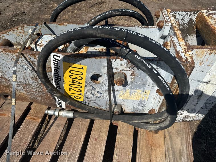 image for item DO0672 Breaker