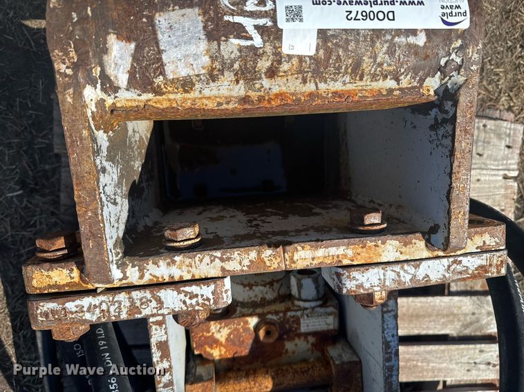 image for item DO0672 Breaker