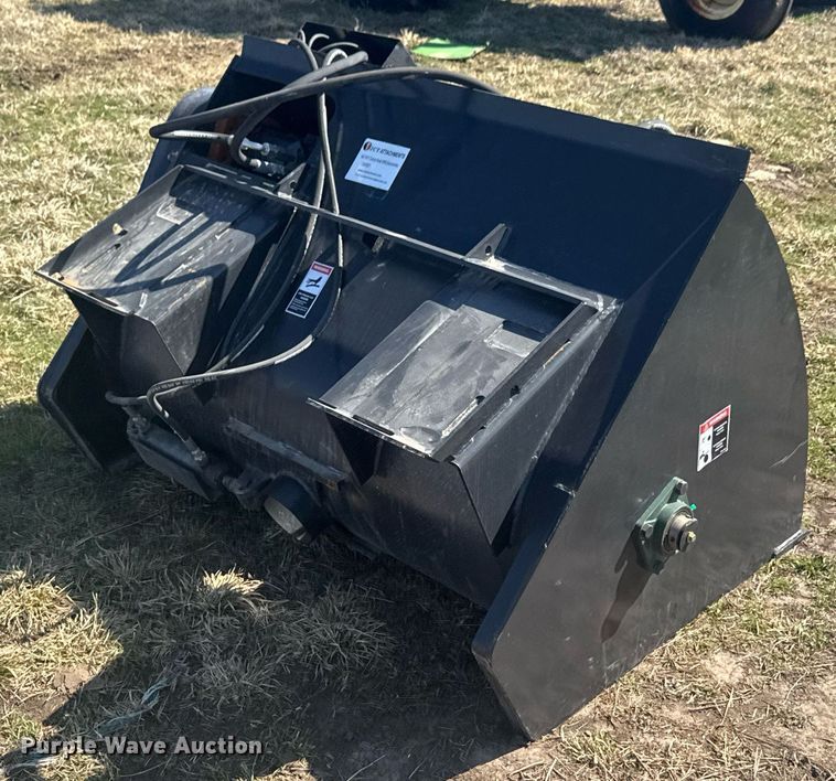 image for item DO0673 JCT Attachments skid steer concrete mixer