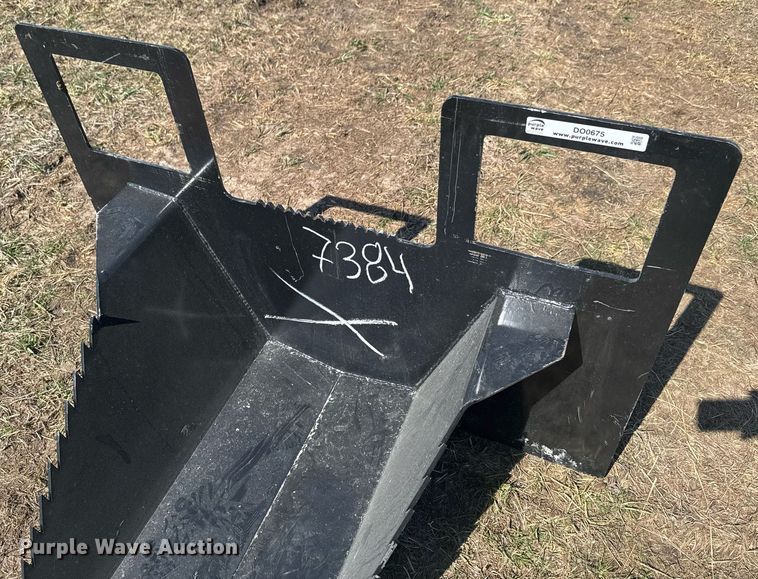 image for item DO0675 Skid steer tree spade