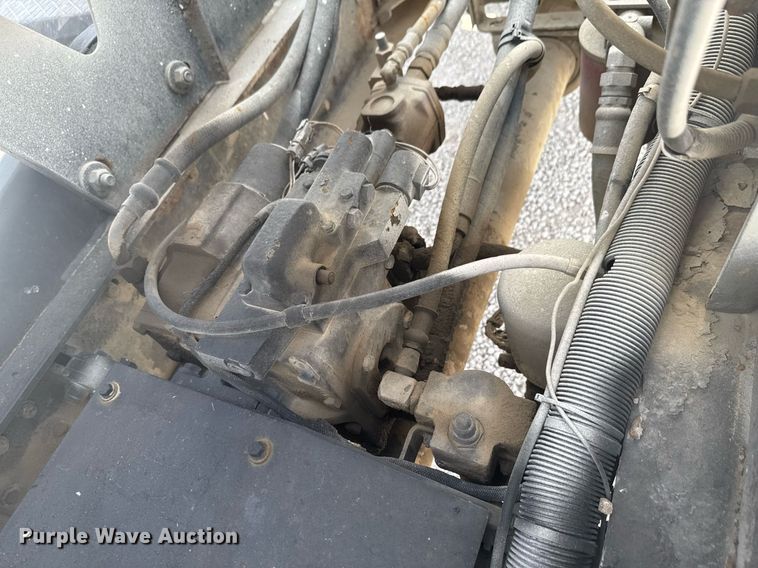 image for item DO0696 2004 Volvo VHD ready mix truck