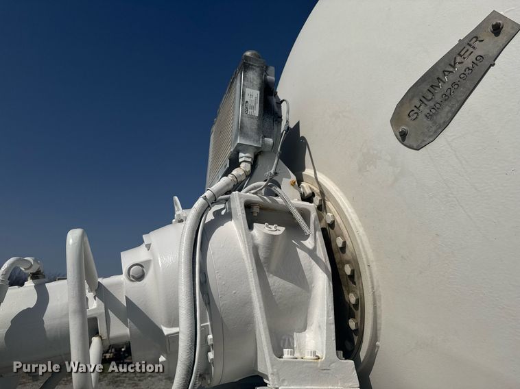 image for item DO0696 2004 Volvo VHD ready mix truck