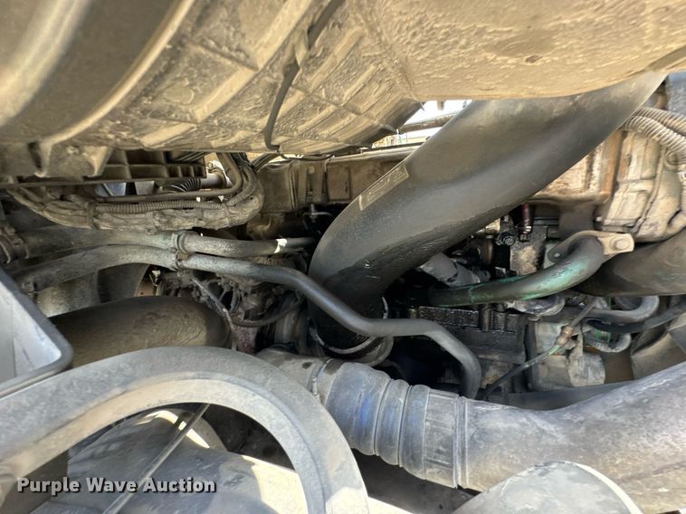 image for item DO0696 2004 Volvo VHD ready mix truck