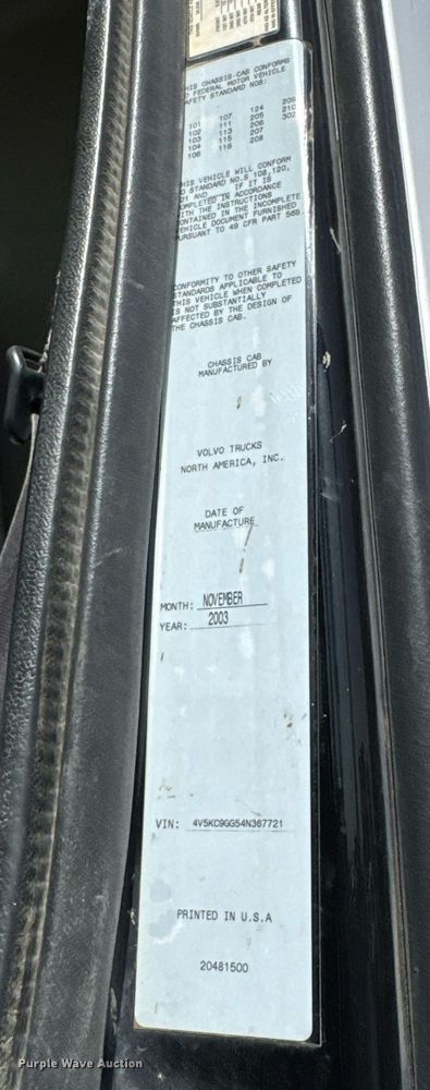 image for item DO0696 2004 Volvo VHD ready mix truck