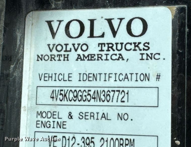 image for item DO0696 2004 Volvo VHD ready mix truck