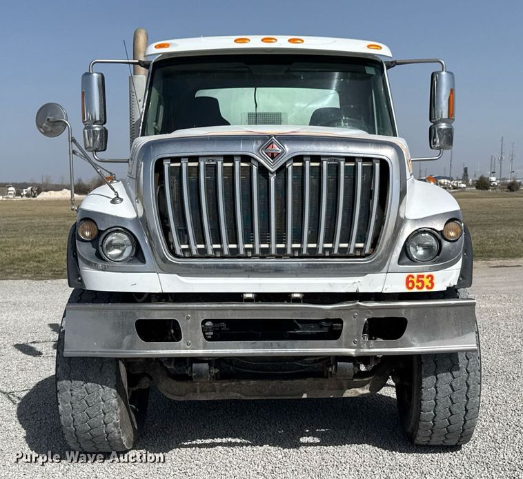 image for item DO0697 2014 International WorkStar 7600 ready mix truck