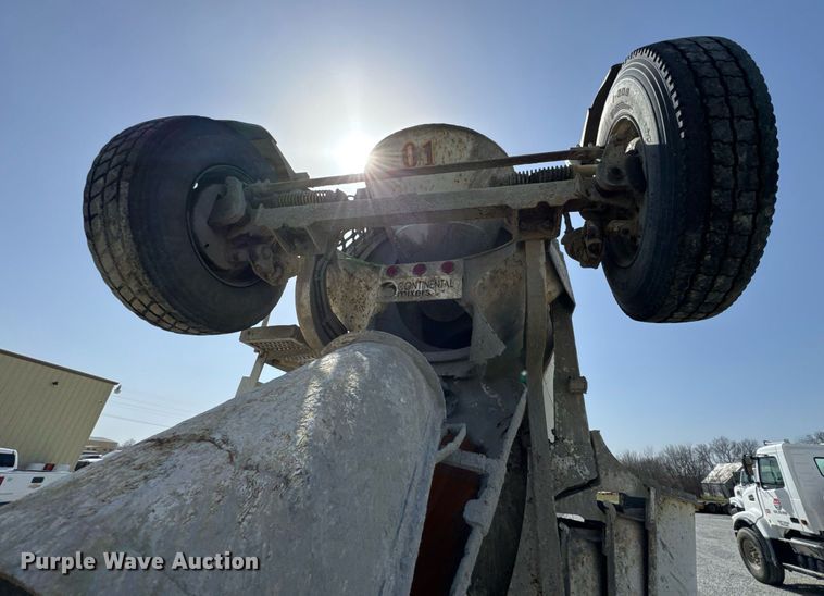 image for item DO0697 2014 International WorkStar 7600 ready mix truck