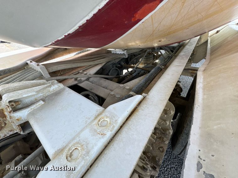 image for item DO0697 2014 International WorkStar 7600 ready mix truck