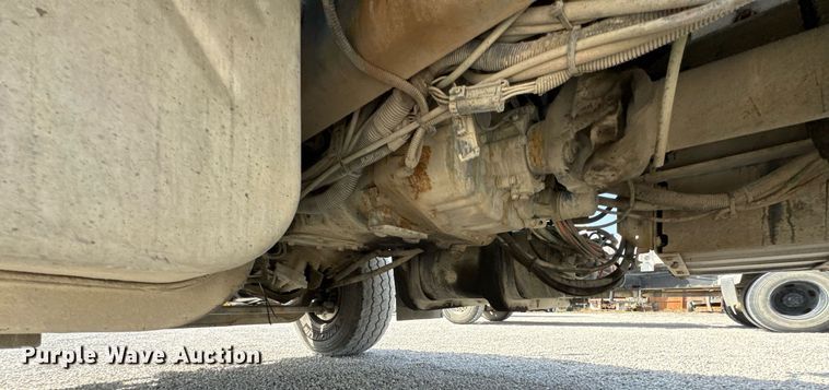 image for item DO0697 2014 International WorkStar 7600 ready mix truck