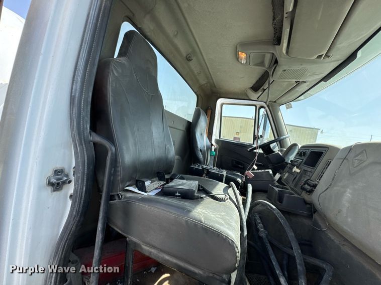 image for item DO0697 2014 International WorkStar 7600 ready mix truck