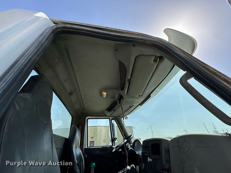 image for item DO0697 2014 International WorkStar 7600 ready mix truck