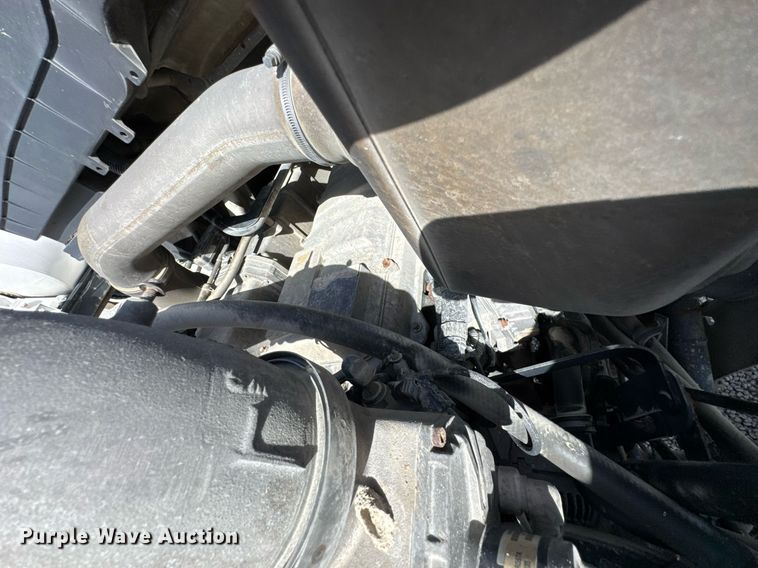 image for item DO0697 2014 International WorkStar 7600 ready mix truck