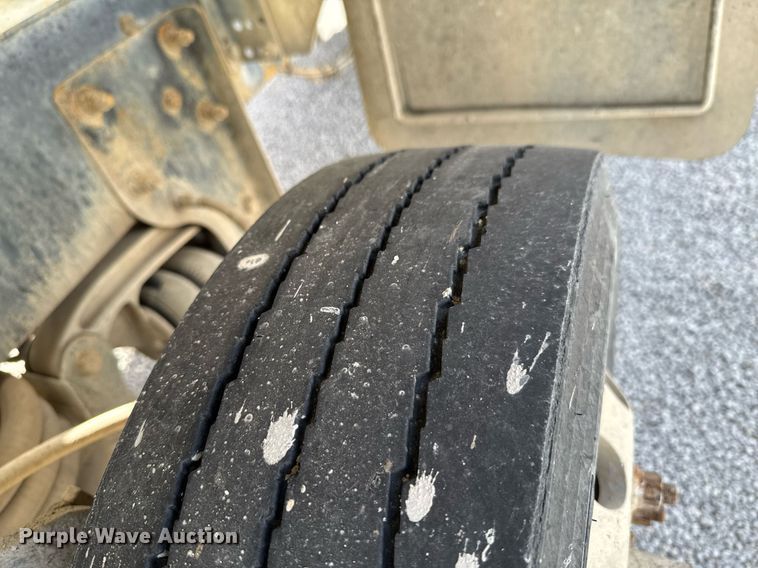 image for item DO0697 2014 International WorkStar 7600 ready mix truck