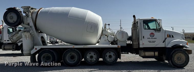 image for item DO0698 2009 Sterling L9500 ready mix truck