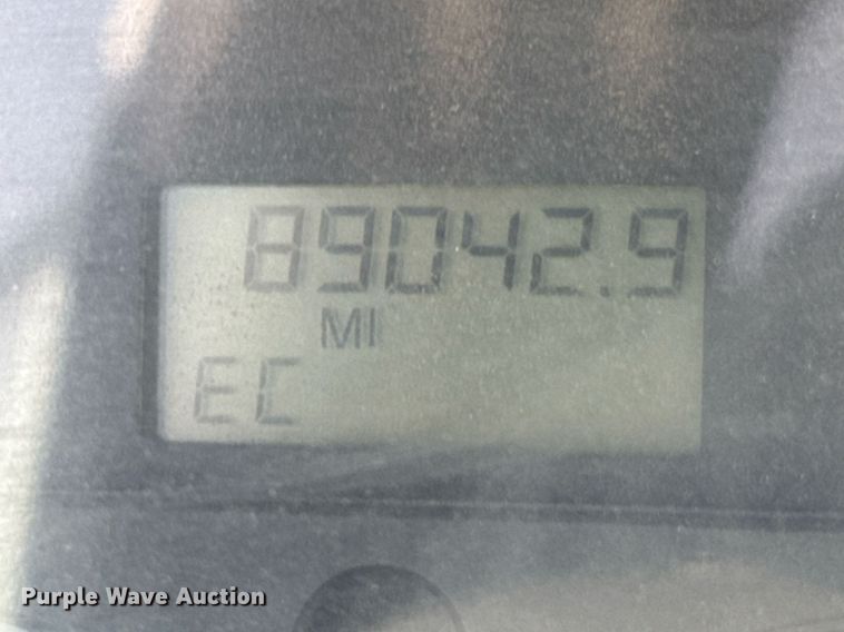 image for item DO0698 2009 Sterling L9500 ready mix truck