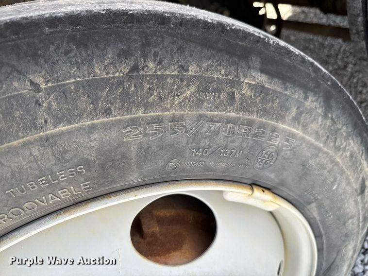 image for item DO0698 2009 Sterling L9500 ready mix truck