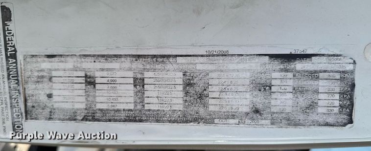 image for item DO0698 2009 Sterling L9500 ready mix truck