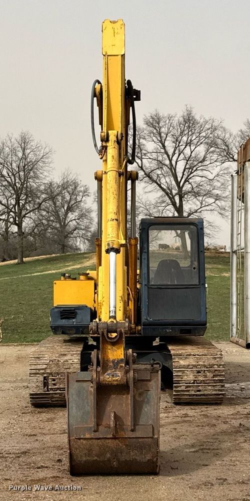 image for item DO0700 1990 Kobelco Mark SK140LC excavator