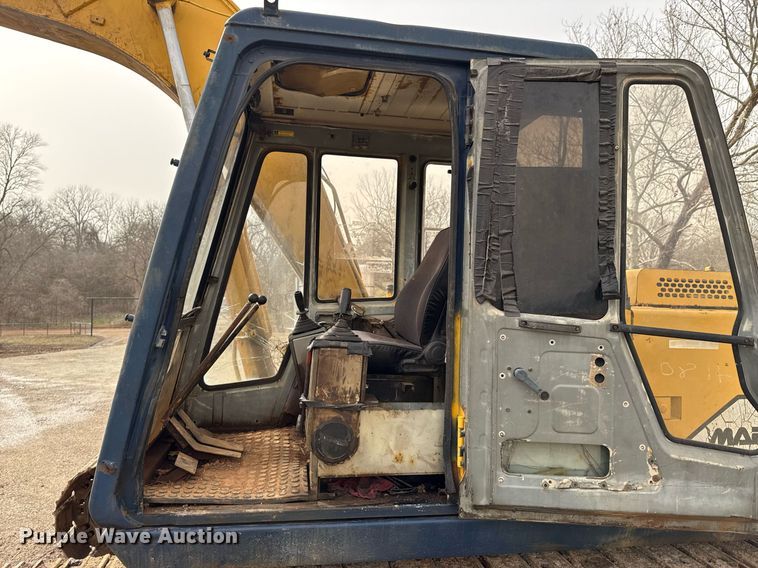 image for item DO0700 1990 Kobelco Mark SK140LC excavator
