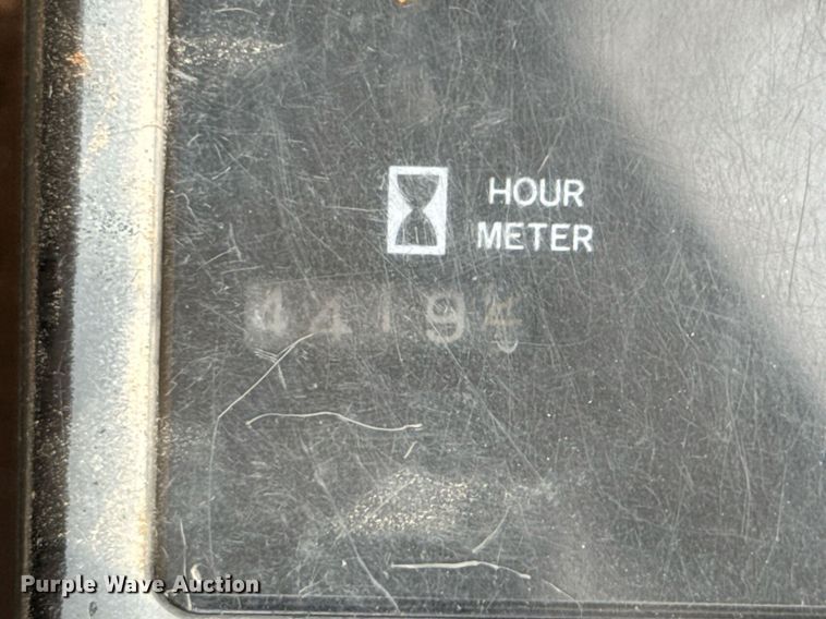 image for item DO0700 1990 Kobelco Mark SK140LC excavator