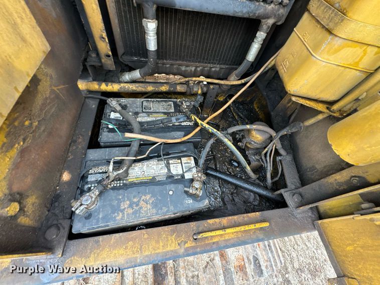 image for item DO0700 1990 Kobelco Mark SK140LC excavator