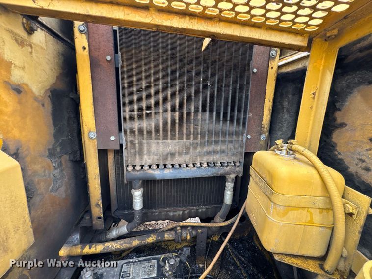 image for item DO0700 1990 Kobelco Mark SK140LC excavator