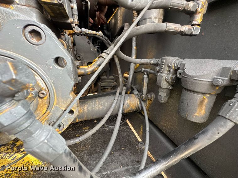 image for item DO0700 1990 Kobelco Mark SK140LC excavator