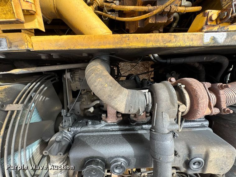 image for item DO0700 1990 Kobelco Mark SK140LC excavator