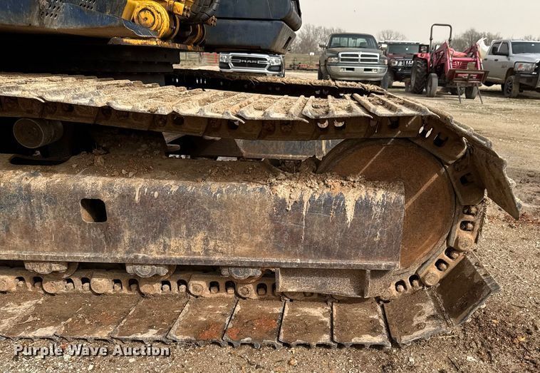 image for item DO0700 1990 Kobelco Mark SK140LC excavator