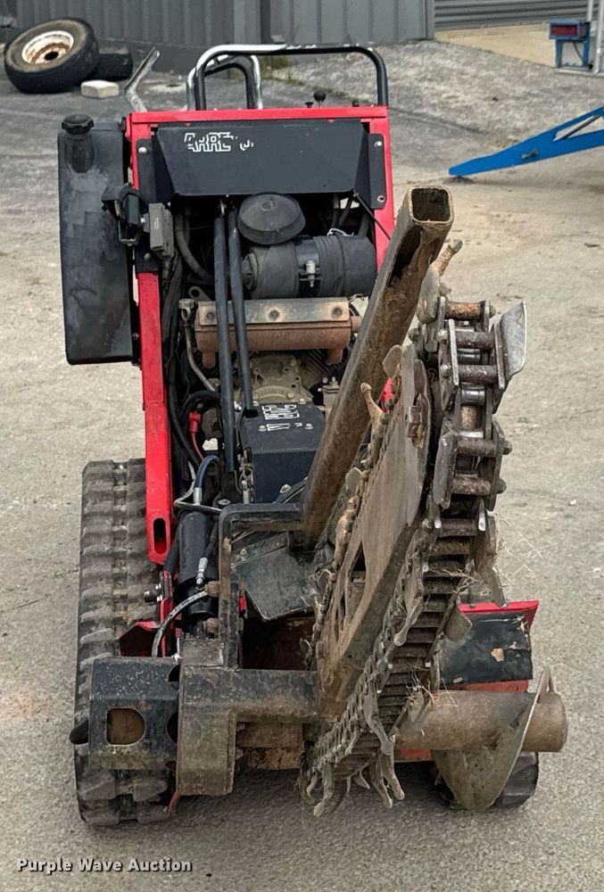 image for item DO0703 Barreto 20R K trencher