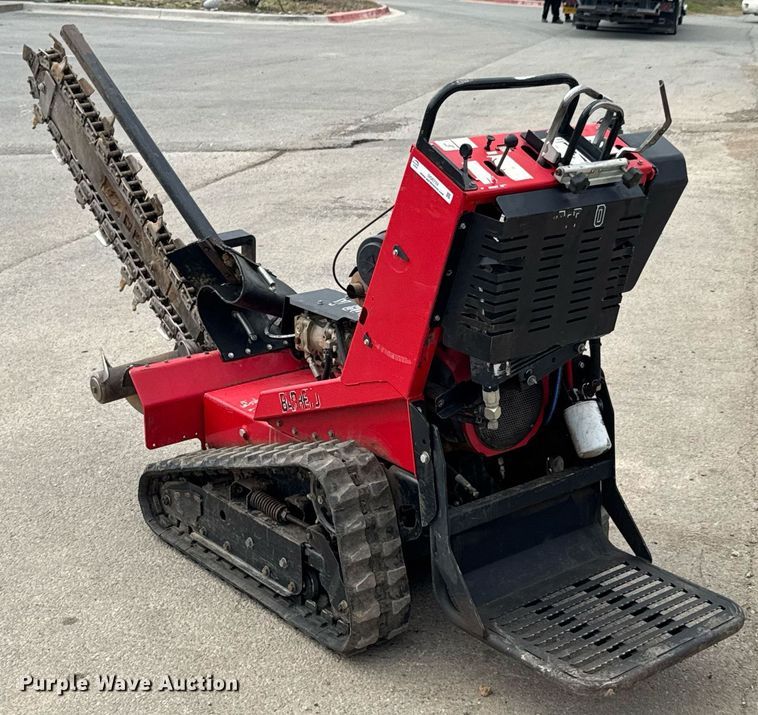 image for item DO0703 Barreto 20R K trencher