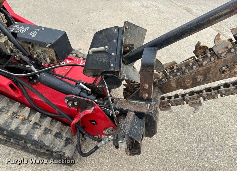 image for item DO0703 Barreto 20R K trencher