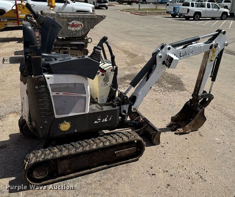 image for item DO0704 2020 Bobcat E10 mini excavator