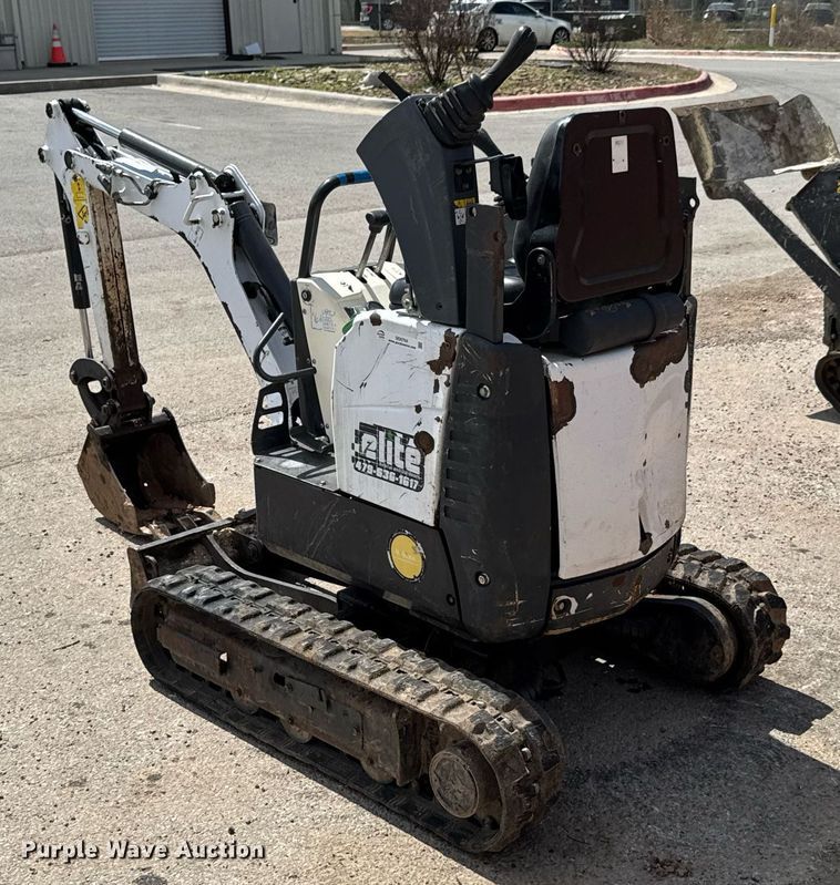 image for item DO0704 2020 Bobcat E10 mini excavator