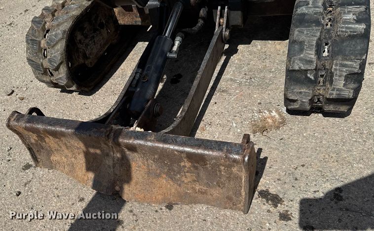 image for item DO0704 2020 Bobcat E10 mini excavator