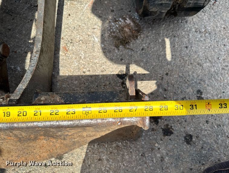 image for item DO0704 2020 Bobcat E10 mini excavator