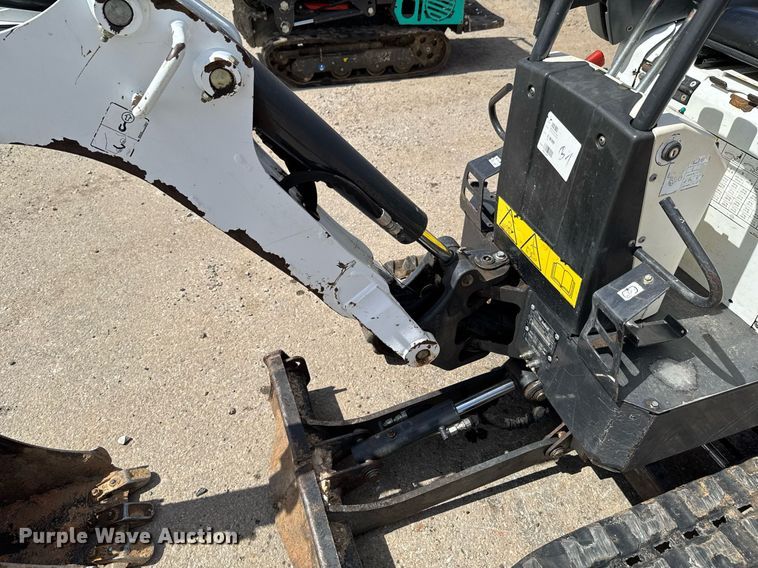 image for item DO0704 2020 Bobcat E10 mini excavator