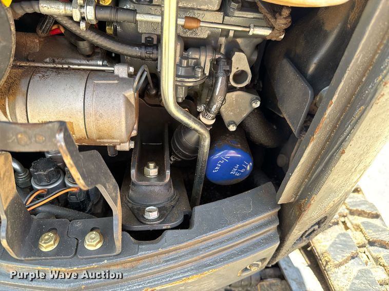 image for item DO0704 2020 Bobcat E10 mini excavator