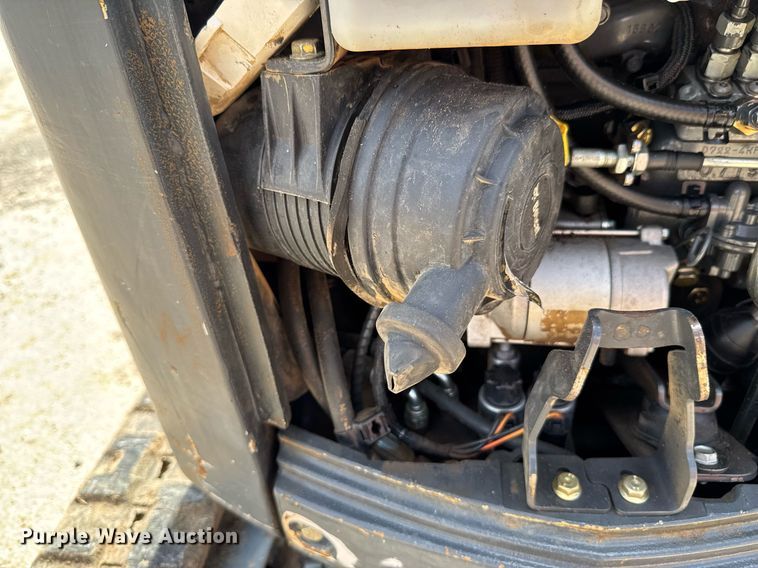 image for item DO0704 2020 Bobcat E10 mini excavator