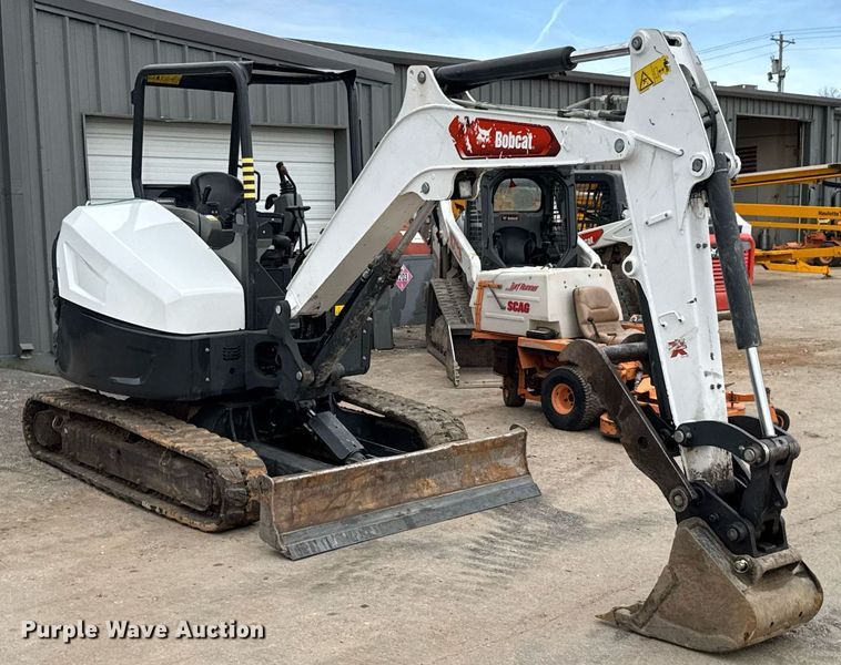 image for item DO0710 2022 Bobcat E42 mini excavator
