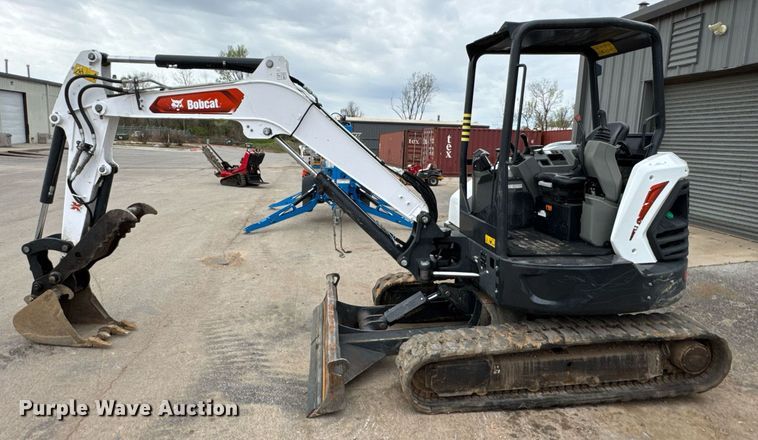 image for item DO0710 2022 Bobcat E42 mini excavator