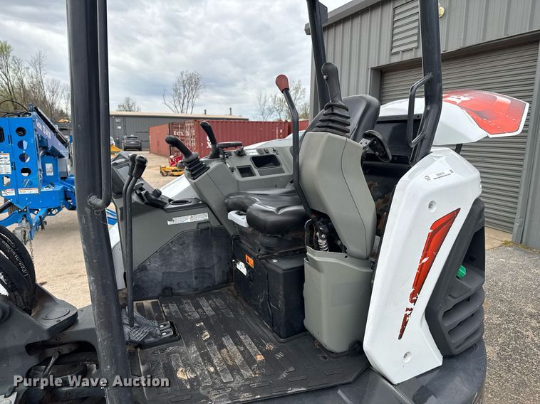 image for item DO0710 2022 Bobcat E42 mini excavator