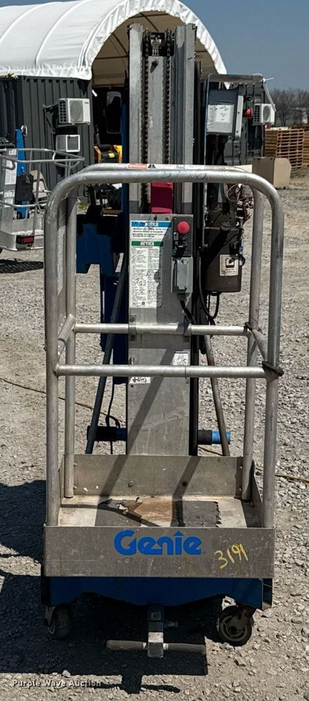 image for item DO0716 2012 Genie AWP-30S vertical lift