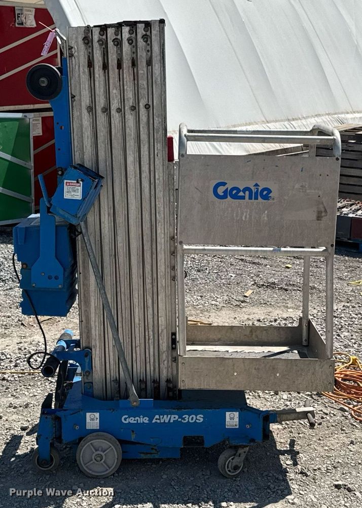 image for item DO0716 2012 Genie AWP-30S vertical lift