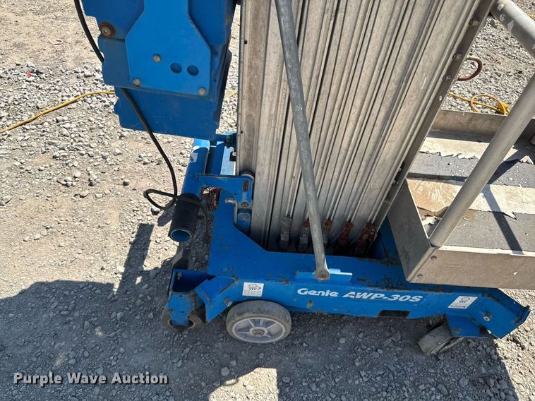 image for item DO0716 2012 Genie AWP-30S vertical lift