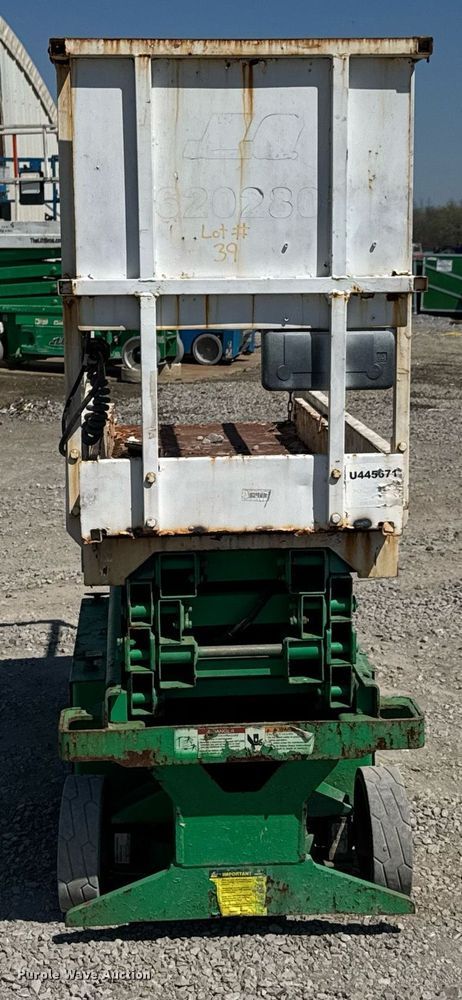 image for item DO0717 JLG 1932 RS scissor lift