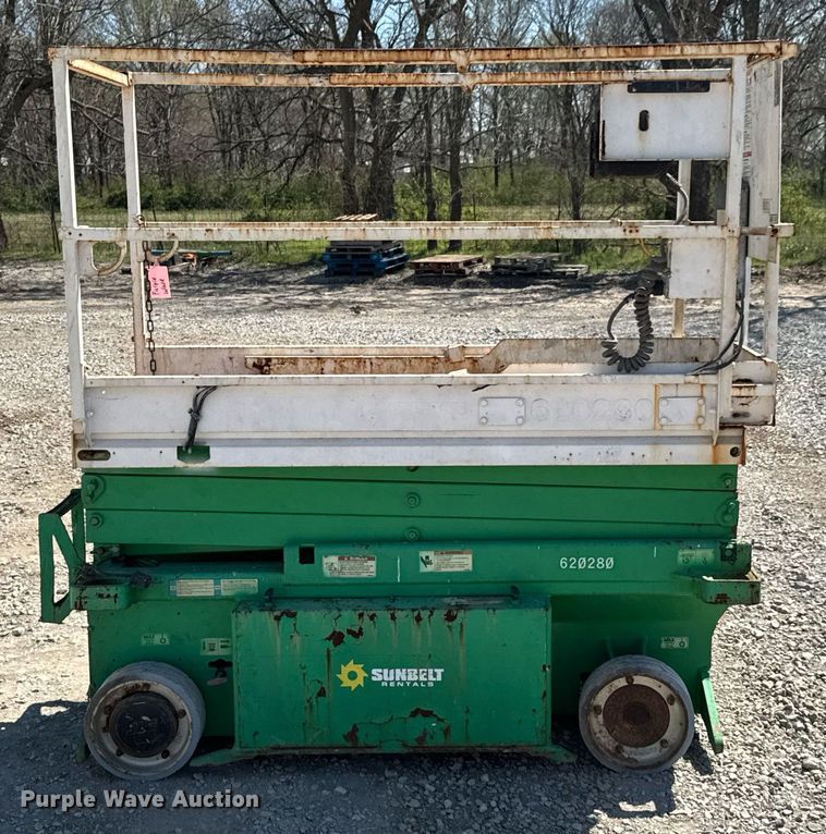 image for item DO0717 JLG 1932 RS scissor lift