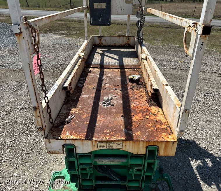 image for item DO0717 JLG 1932 RS scissor lift