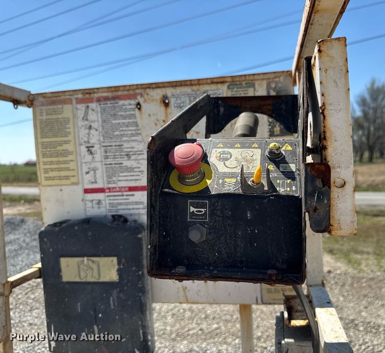 image for item DO0717 JLG 1932 RS scissor lift